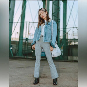 Levi’s Original Sherpa Trucker Denim Jacket Lavender Light Wash 90s grunge NWOT